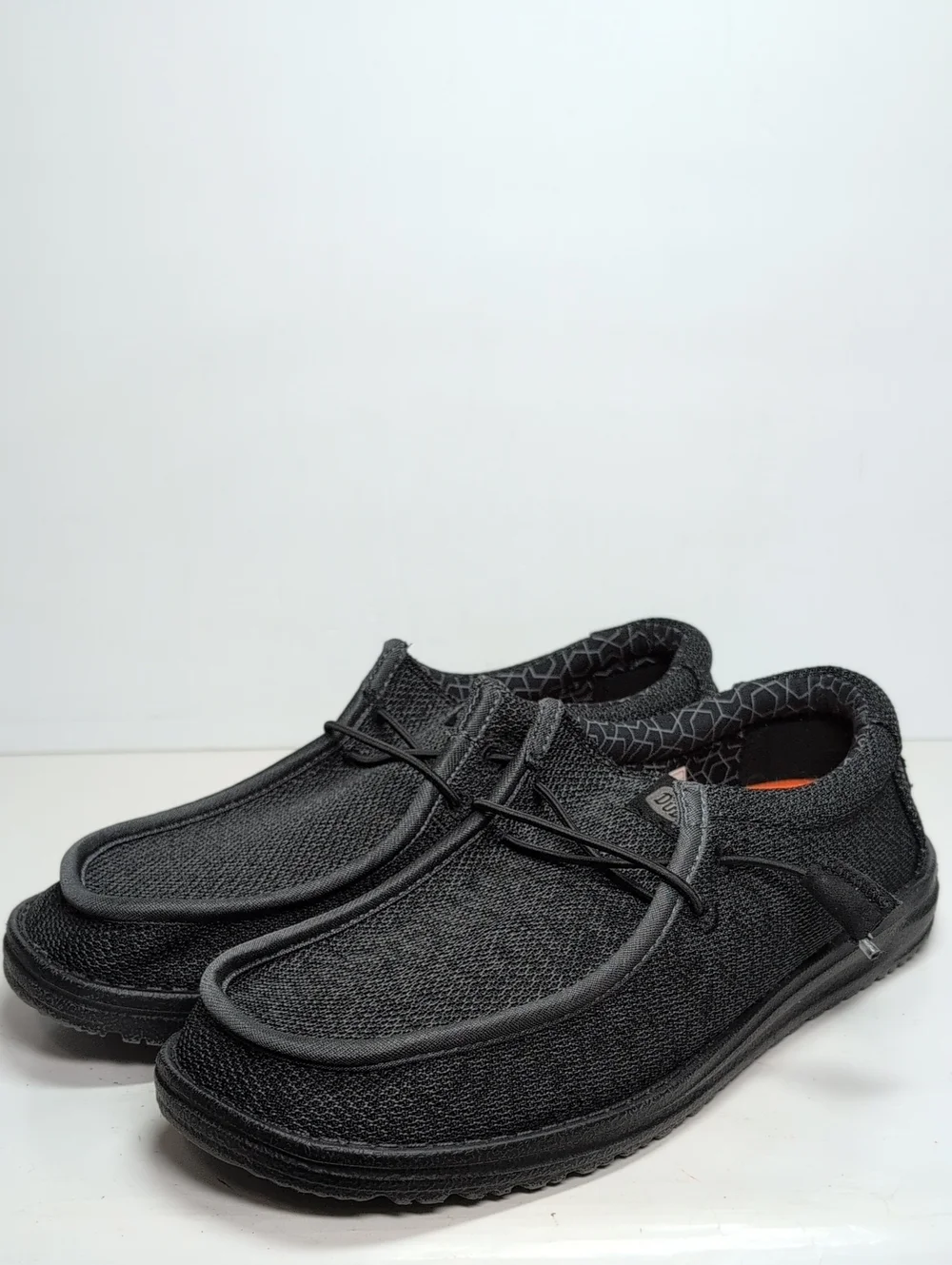 Hey Dude Wally sox slip-on shoes men's size 8 EU 41